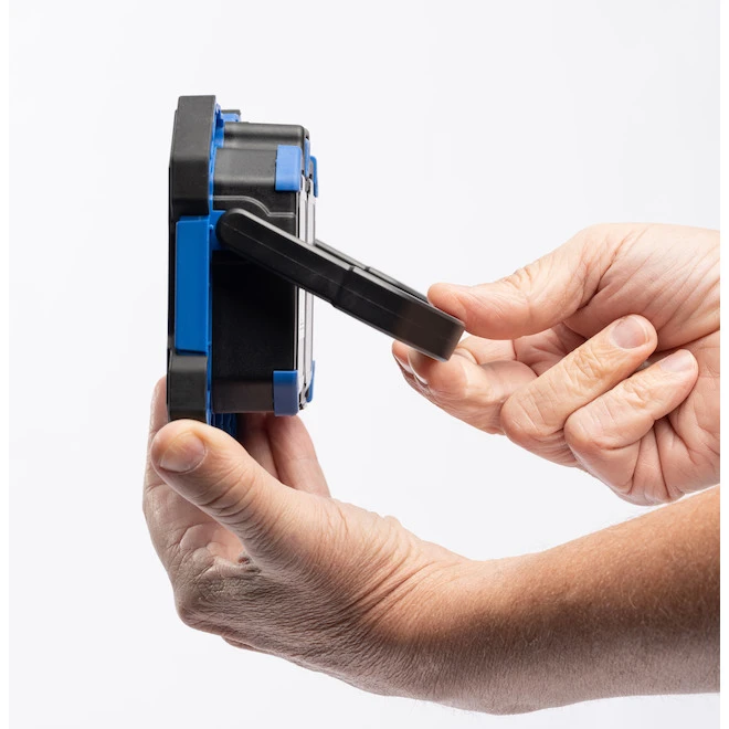 Lampe De Travail DEL Kobalt , 1000 Lumens (piles Incluses) 2 Lampe De Travail DEL Kobalt , 1000 Lumens (piles Incluses) – Image 2